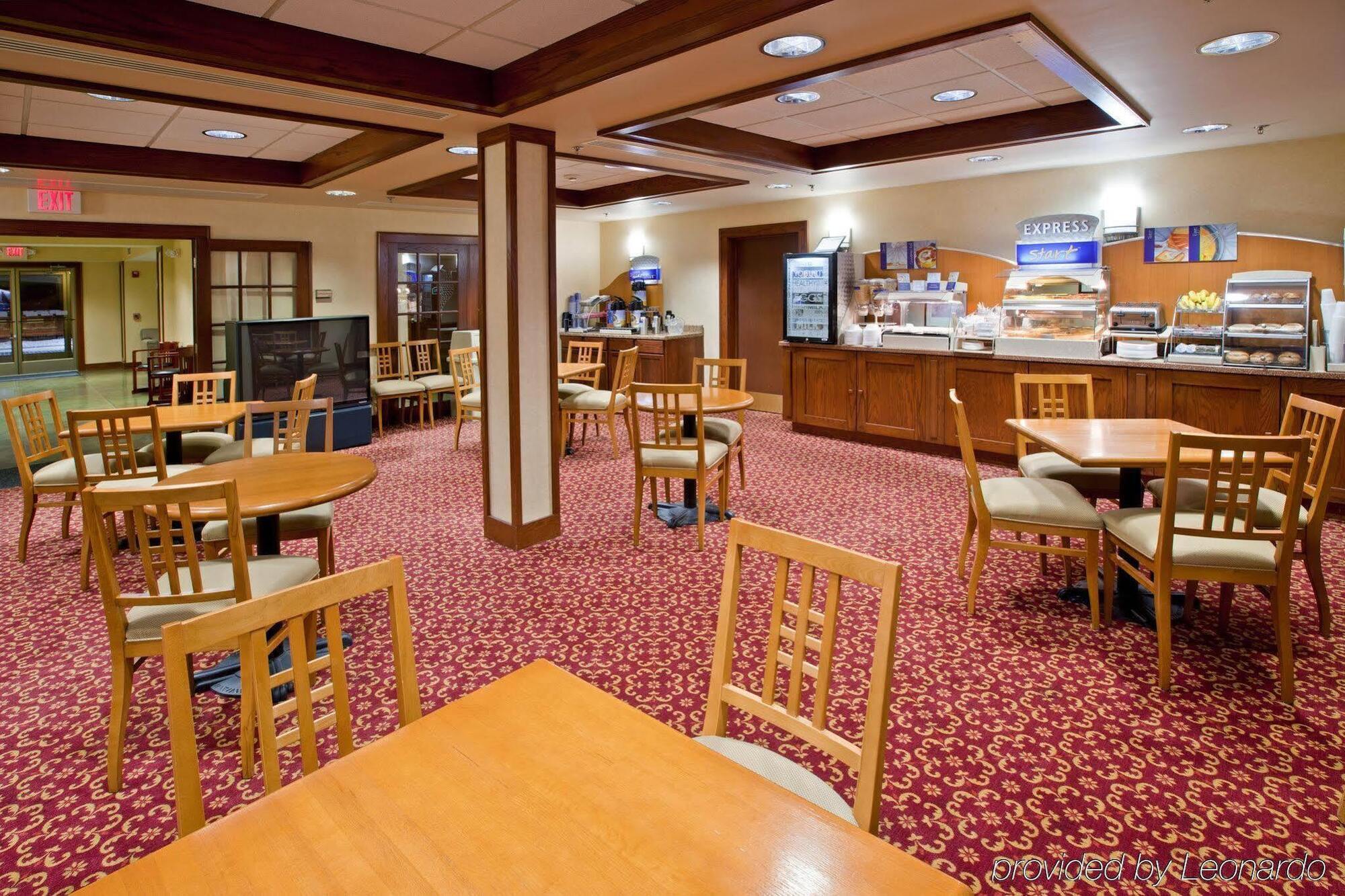 Holiday Inn Express Hotel & Suites Greenville By Ihg Eksteriør bilde