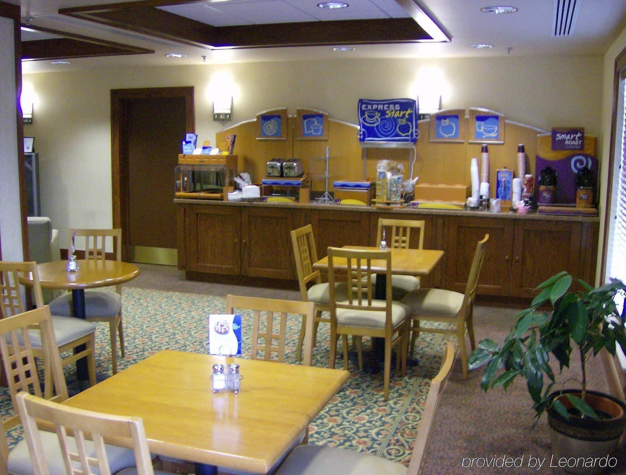 Holiday Inn Express Hotel & Suites Greenville By Ihg Eksteriør bilde
