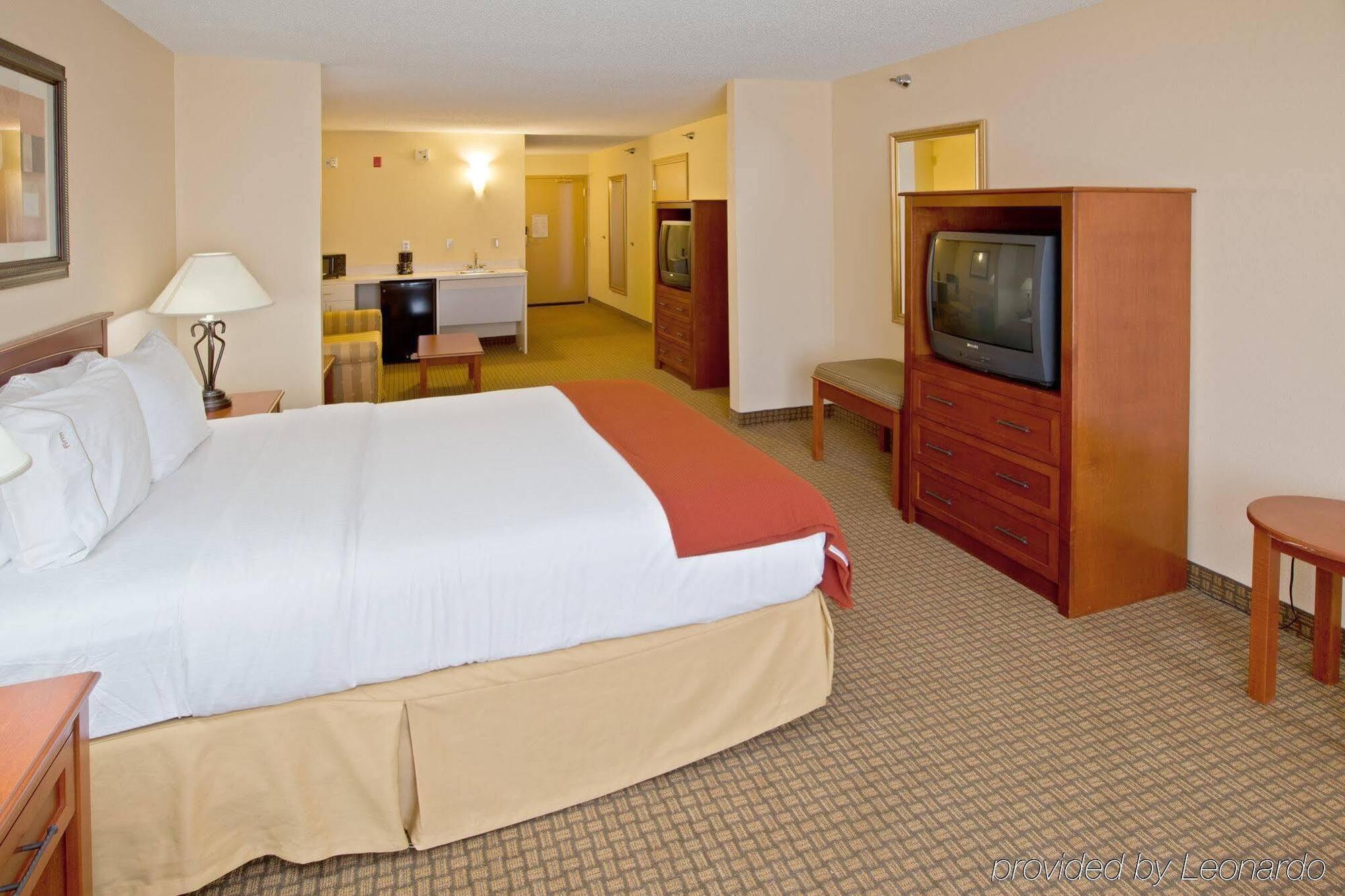 Holiday Inn Express Hotel & Suites Greenville By Ihg Eksteriør bilde